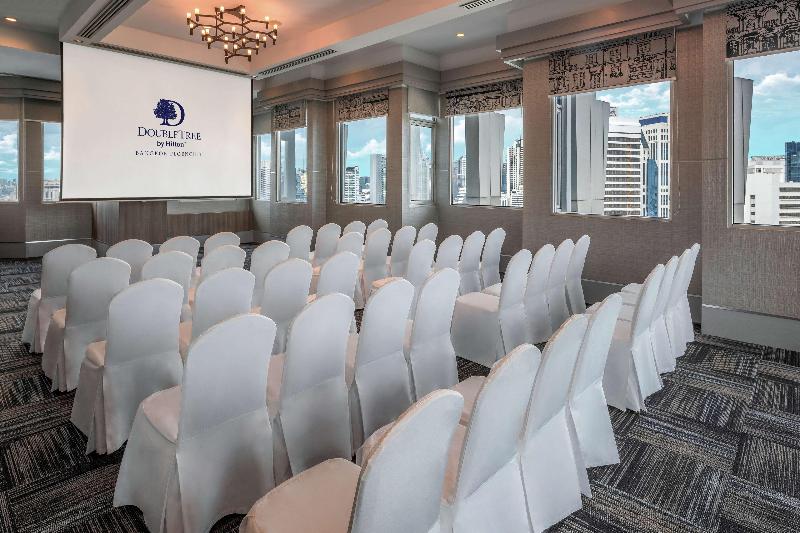 DoubleTree by Hilton Bangkok Ploenchit - Genel