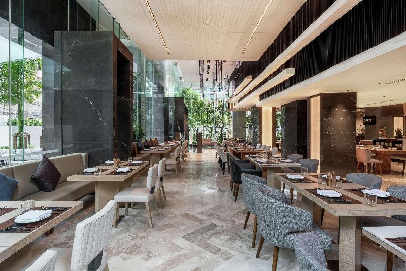DoubleTree by Hilton Bangkok Ploenchit - Restoran