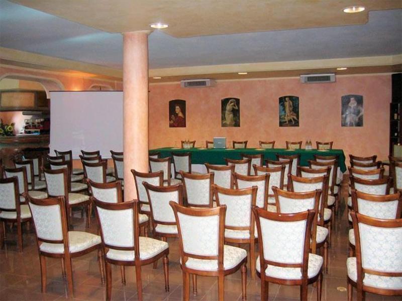 Hotel Residence Il Chiostro - Toplantı