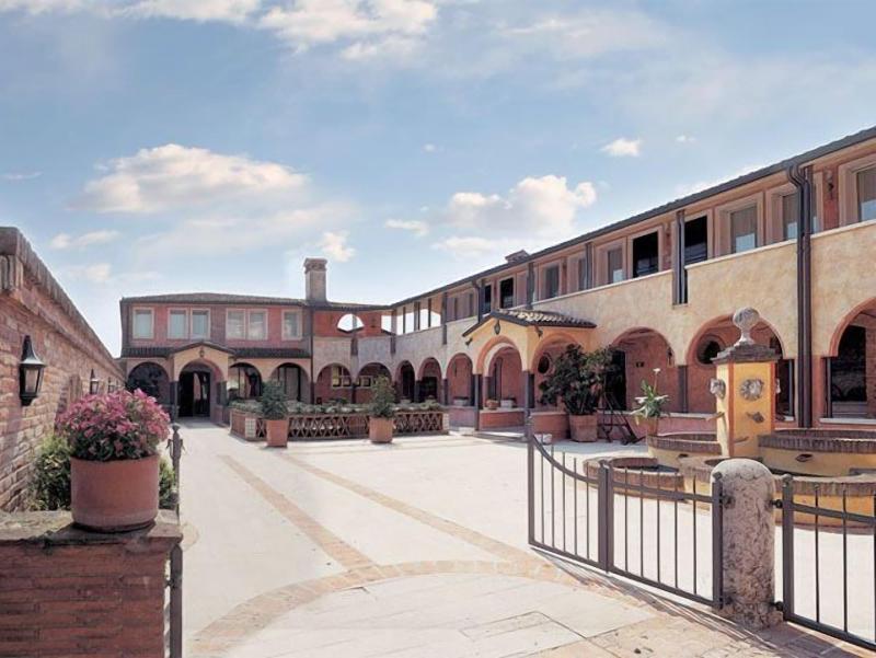 Hotel Residence Il Chiostro - Genel