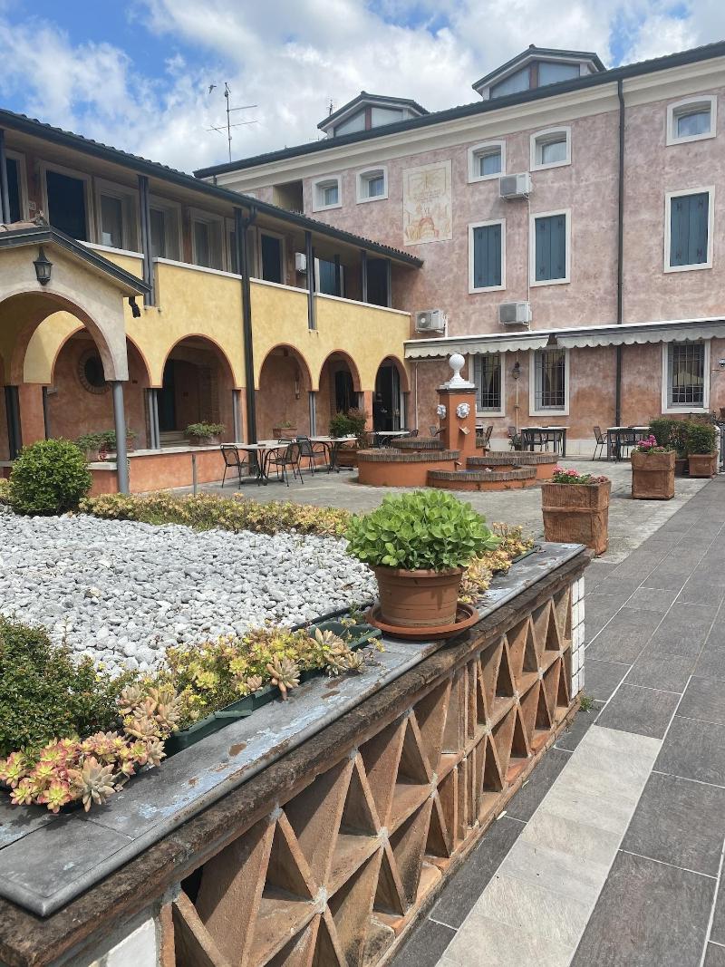 Hotel Residence Il Chiostro - Genel