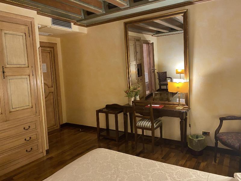 Hotel Residence Il Chiostro - Oda