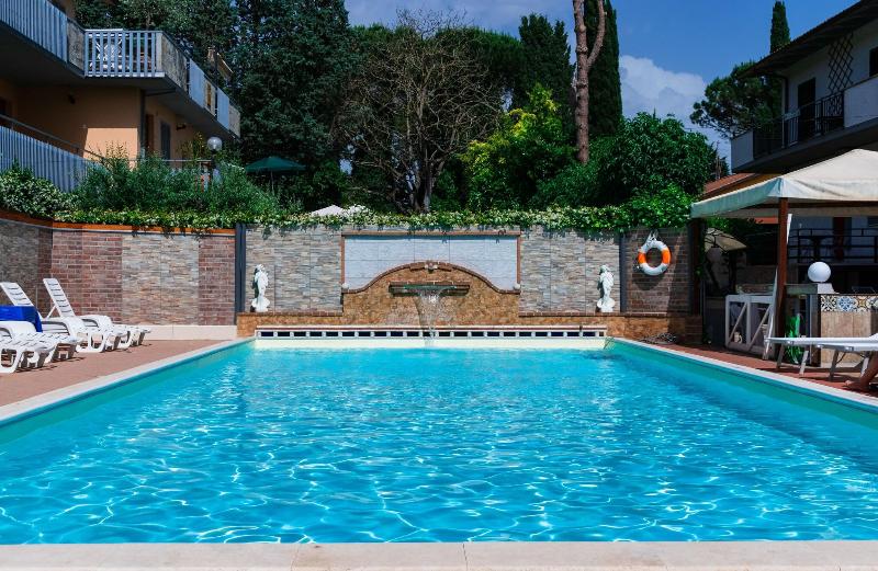 Residence al Lago - Havuz