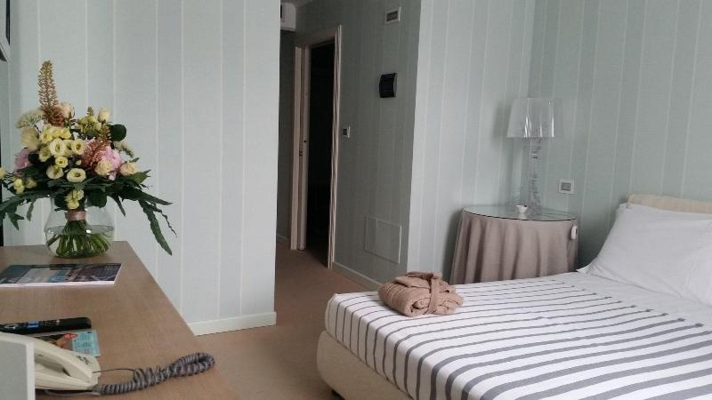 Hotel Eden - Lobi