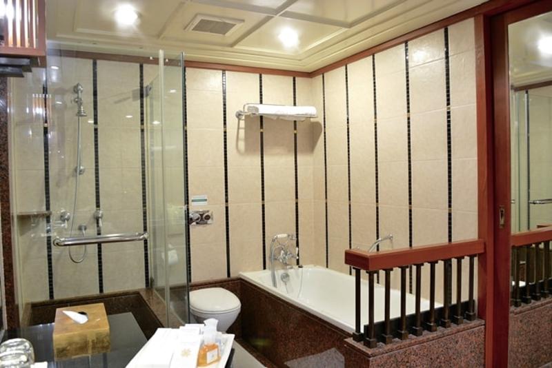 Rama Gardens Hotel Bangkok - Oda