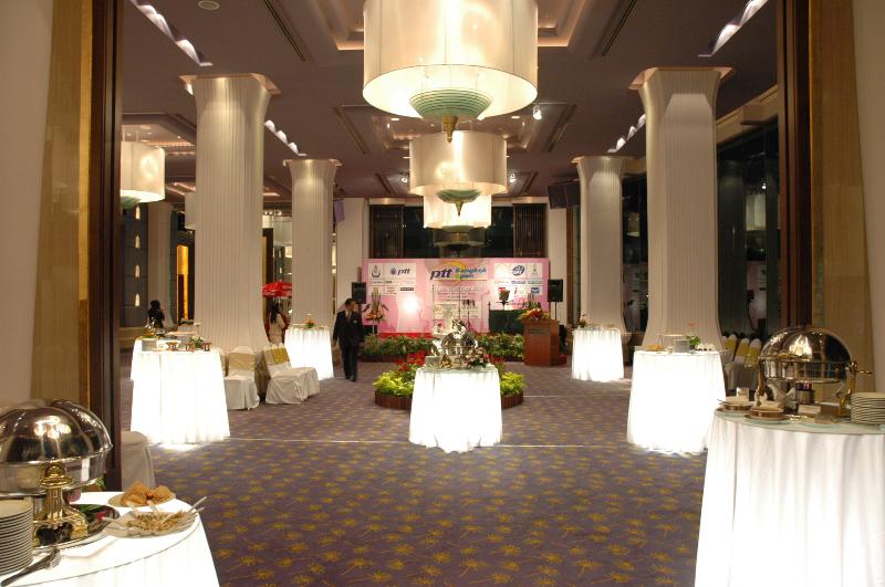 Rama Gardens Hotel Bangkok - Teras