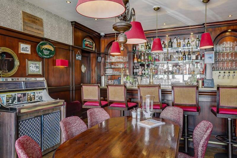 Hotel Restaurant Victoria - Bar