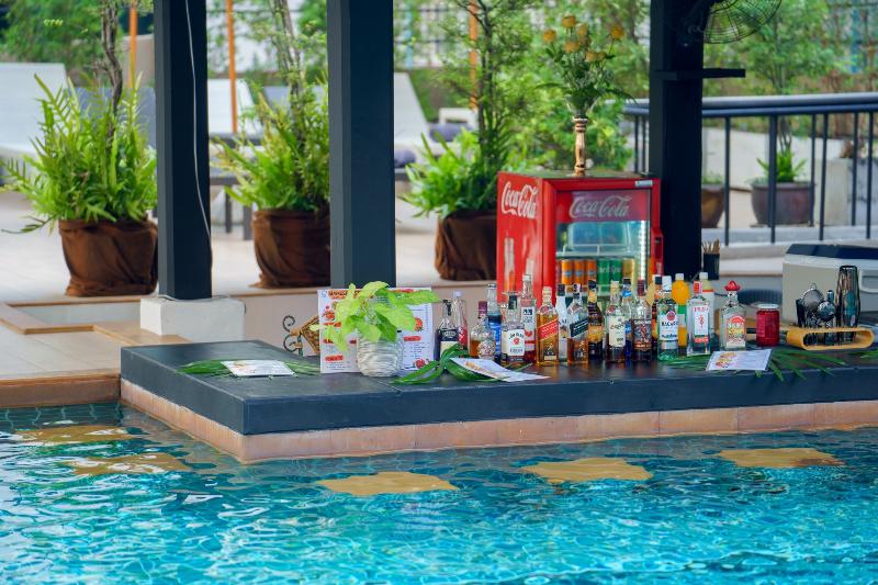 Sunbeam Hotel Pattaya - Havuz