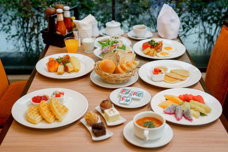 Sunbeam Hotel Pattaya - Restoran