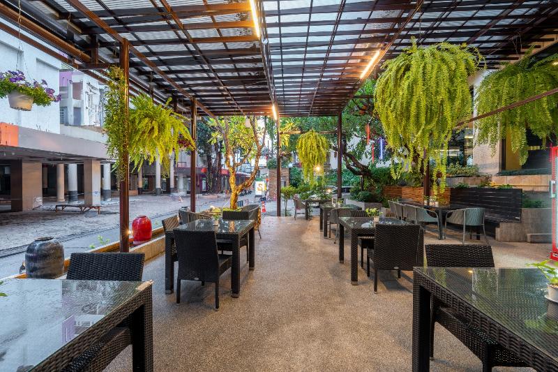 Sunbeam Hotel Pattaya - Teras