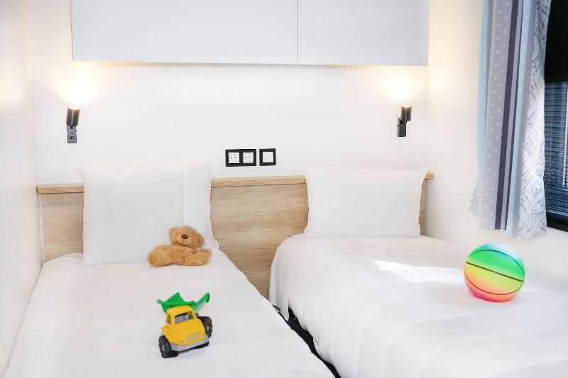 Ohai Nazare Outdoor Resorts - Oda