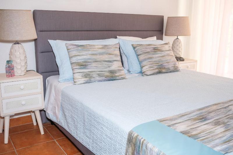 Ohai Nazare Outdoor Resorts - Oda