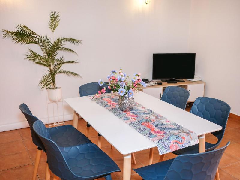 Ohai Nazare Outdoor Resorts - Oda