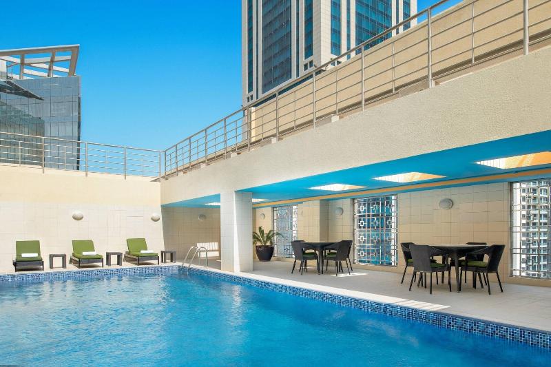 Marriott Executive Apartments City Center Doha - Havuz