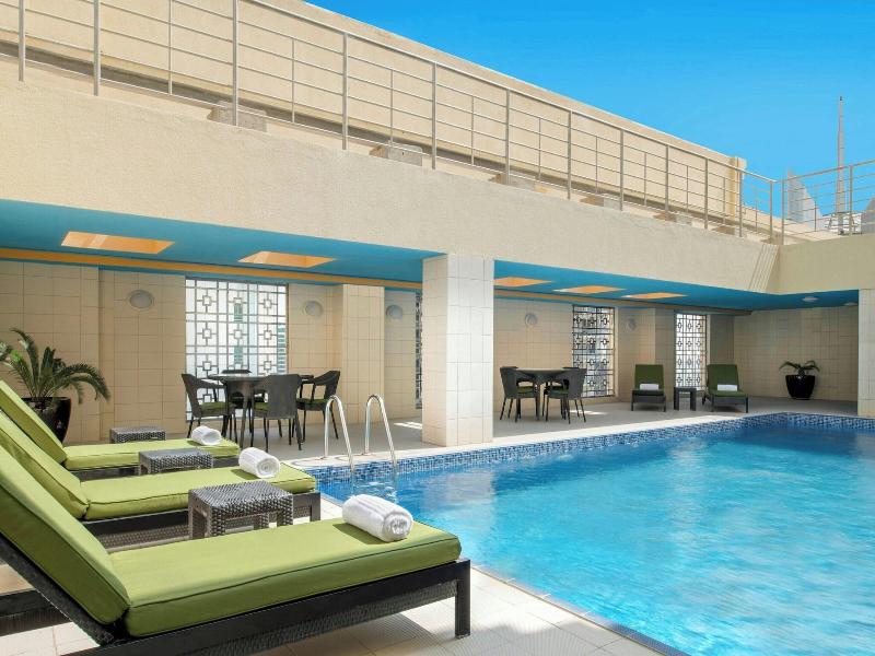 Marriott Executive Apartments City Center Doha - Havuz