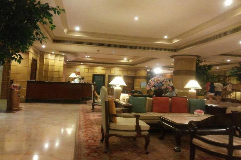 Topland Hotel Phitsanulok - Lobi