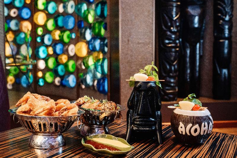 Hilton Dubai Palm Jumeirah - Bar