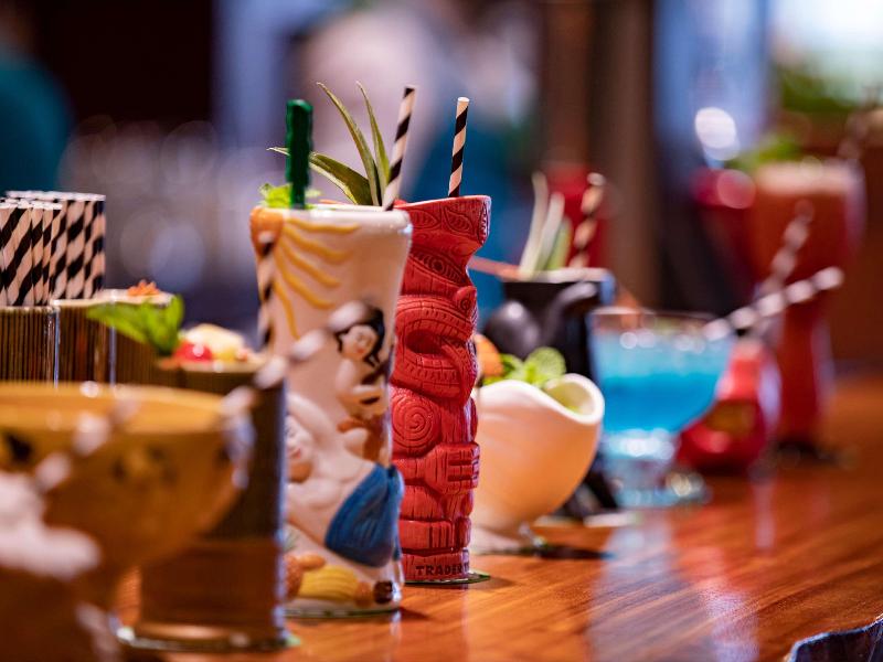Hilton Dubai Palm Jumeirah - Bar