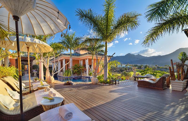 Royal Garden Villas - Genel
