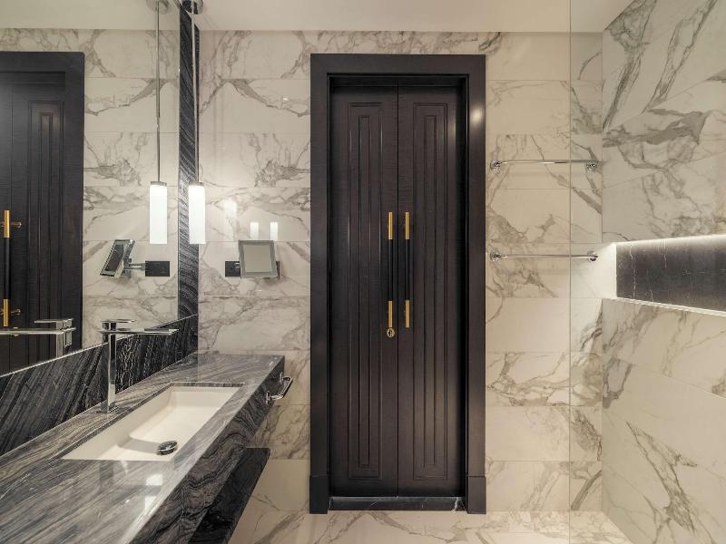 Mansard Riyadh a Radisson Collection Hotel - Oda