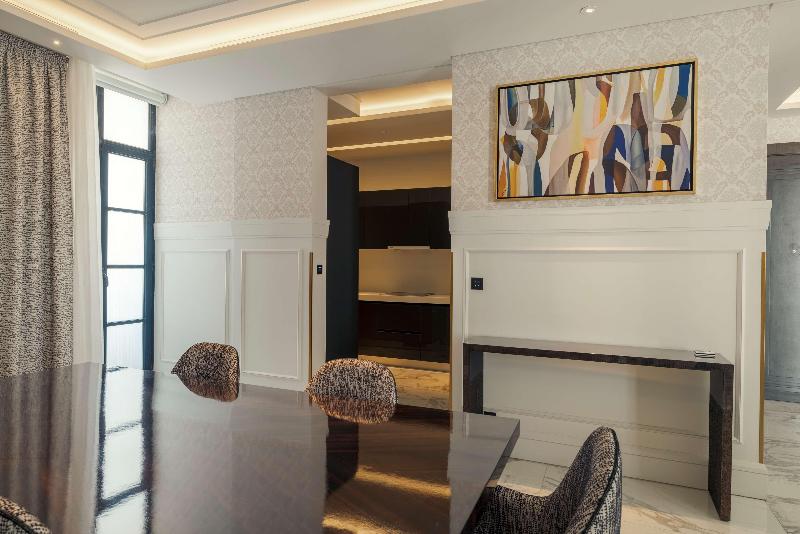 Mansard Riyadh a Radisson Collection Hotel - Oda