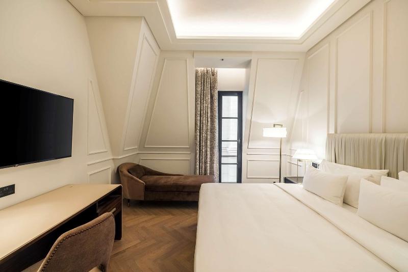 Mansard Riyadh a Radisson Collection Hotel - Oda