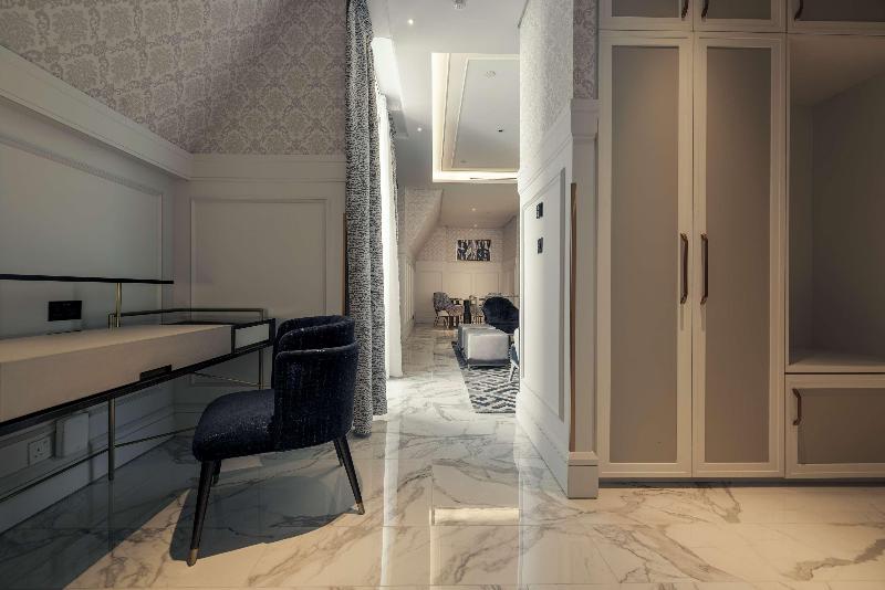 Mansard Riyadh a Radisson Collection Hotel - Oda