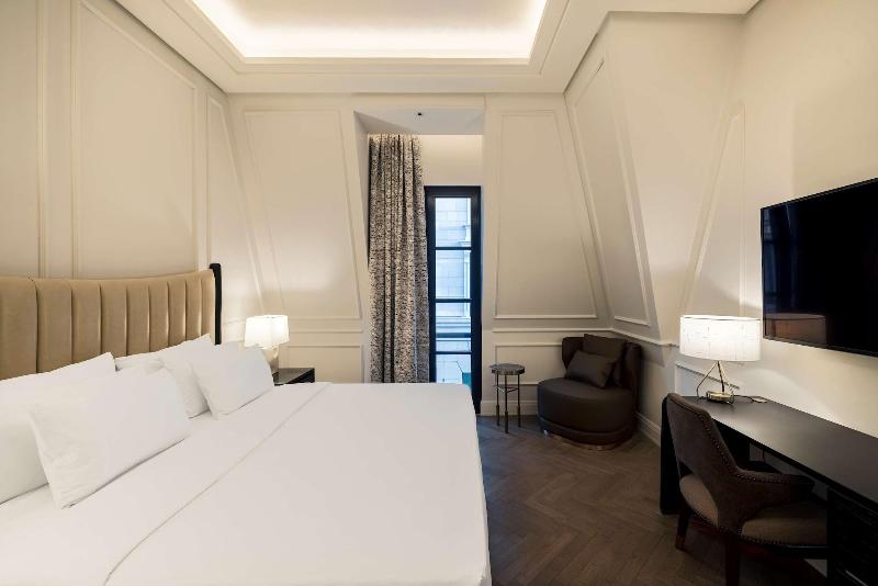 Mansard Riyadh a Radisson Collection Hotel - Oda