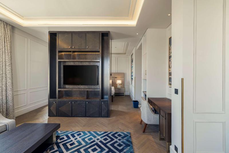Mansard Riyadh a Radisson Collection Hotel - Oda