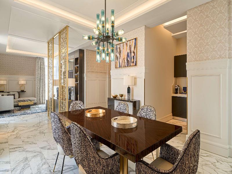 Mansard Riyadh a Radisson Collection Hotel - Oda