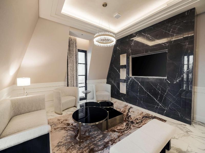 Mansard Riyadh a Radisson Collection Hotel - Oda