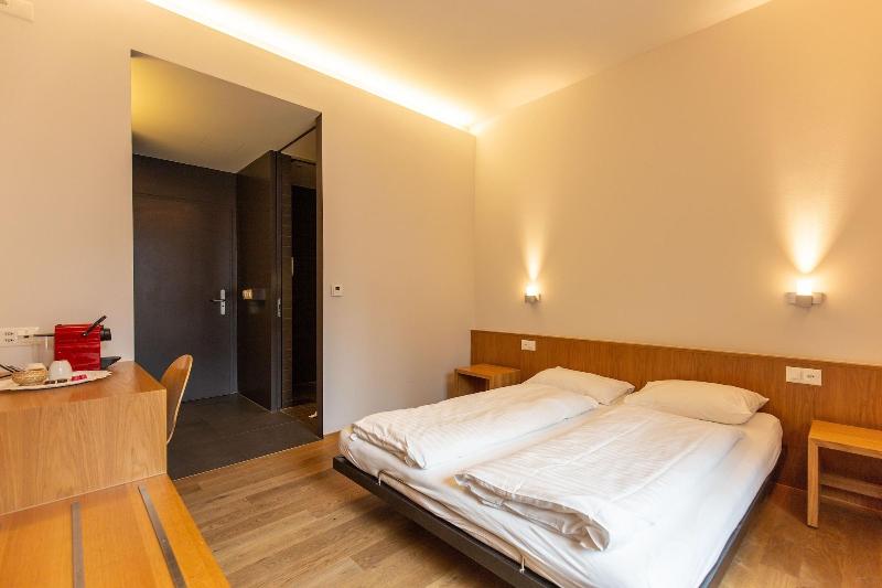 Hyve Hotel Basel - Oda