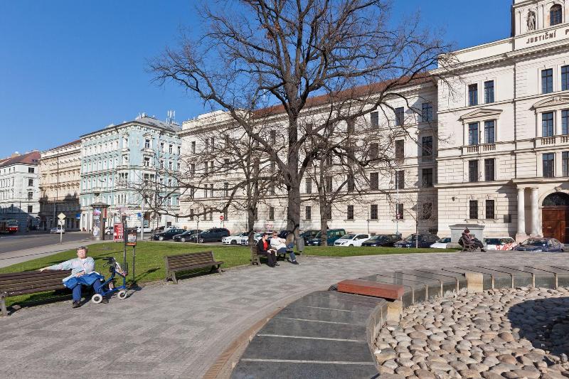 Royal Prague City Apartments - Genel