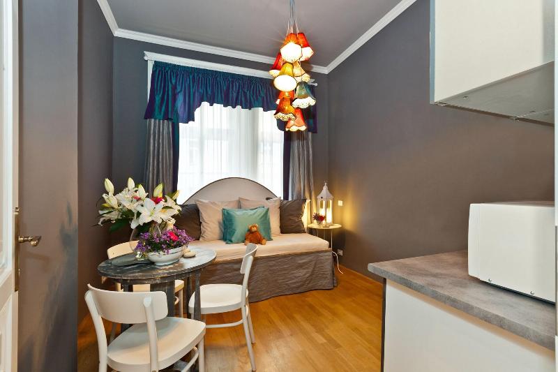 Royal Prague City Apartments - Oda