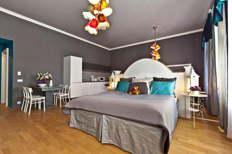 Royal Prague City Apartments - Oda