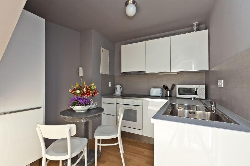 Royal Prague City Apartments - Oda