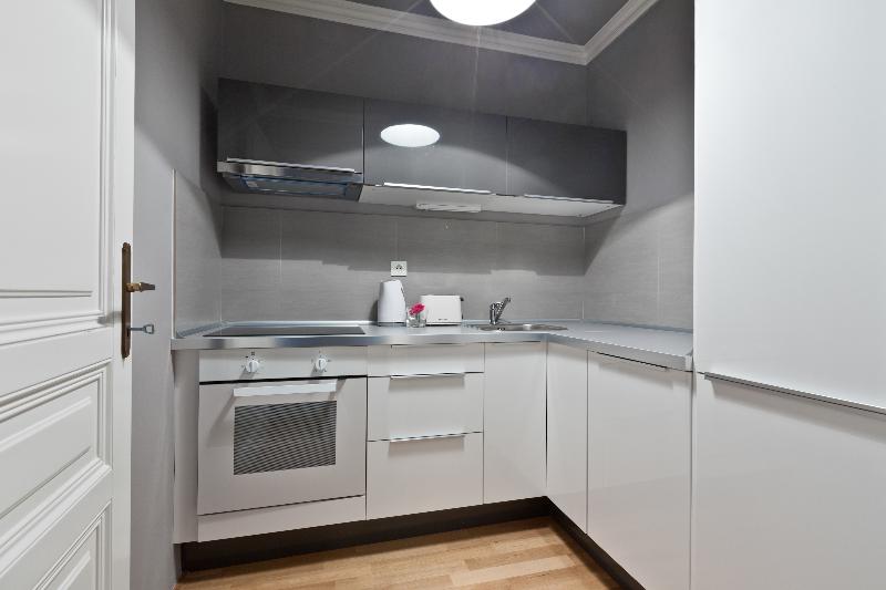 Royal Prague City Apartments - Oda