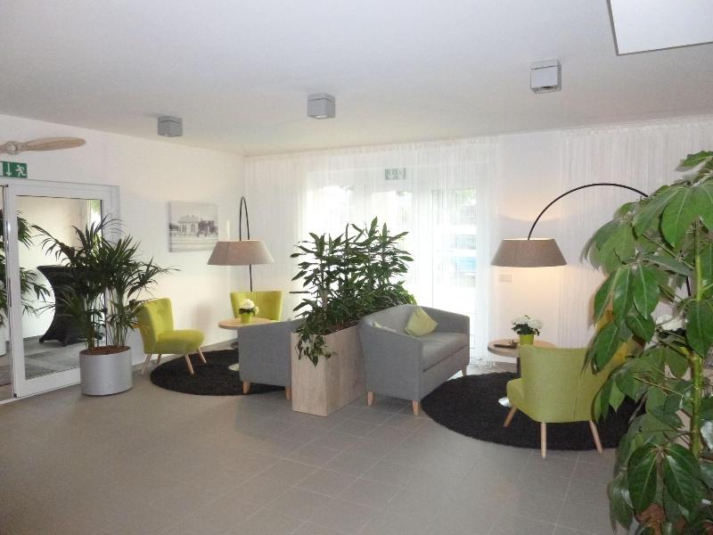ADAPT APARTMENT HOTEL Berlin-Adlershof - Lobi