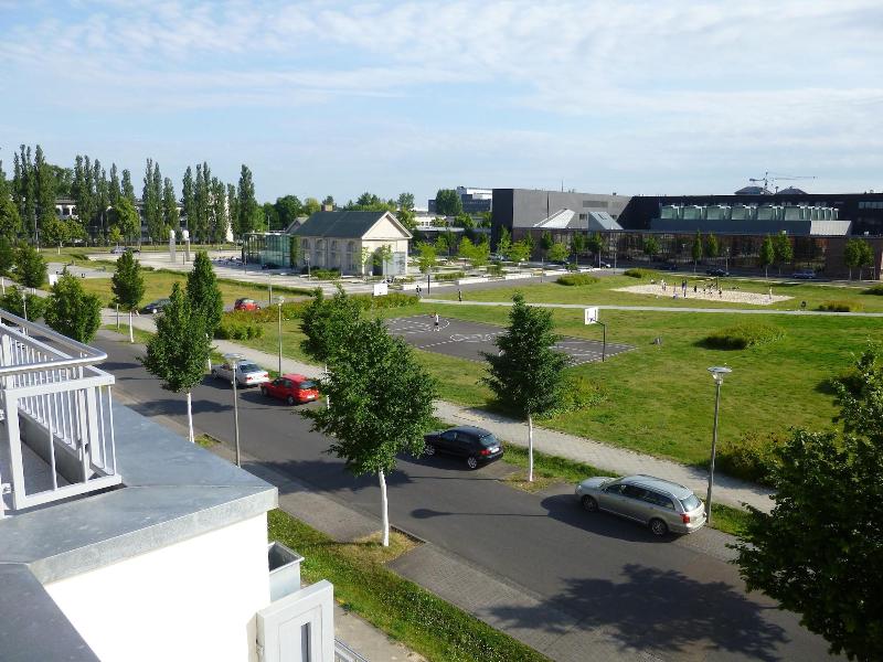 ADAPT APARTMENT HOTEL Berlin-Adlershof - Genel