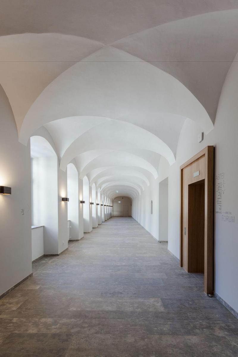 Katholisch-Soziales Institut - Lobi