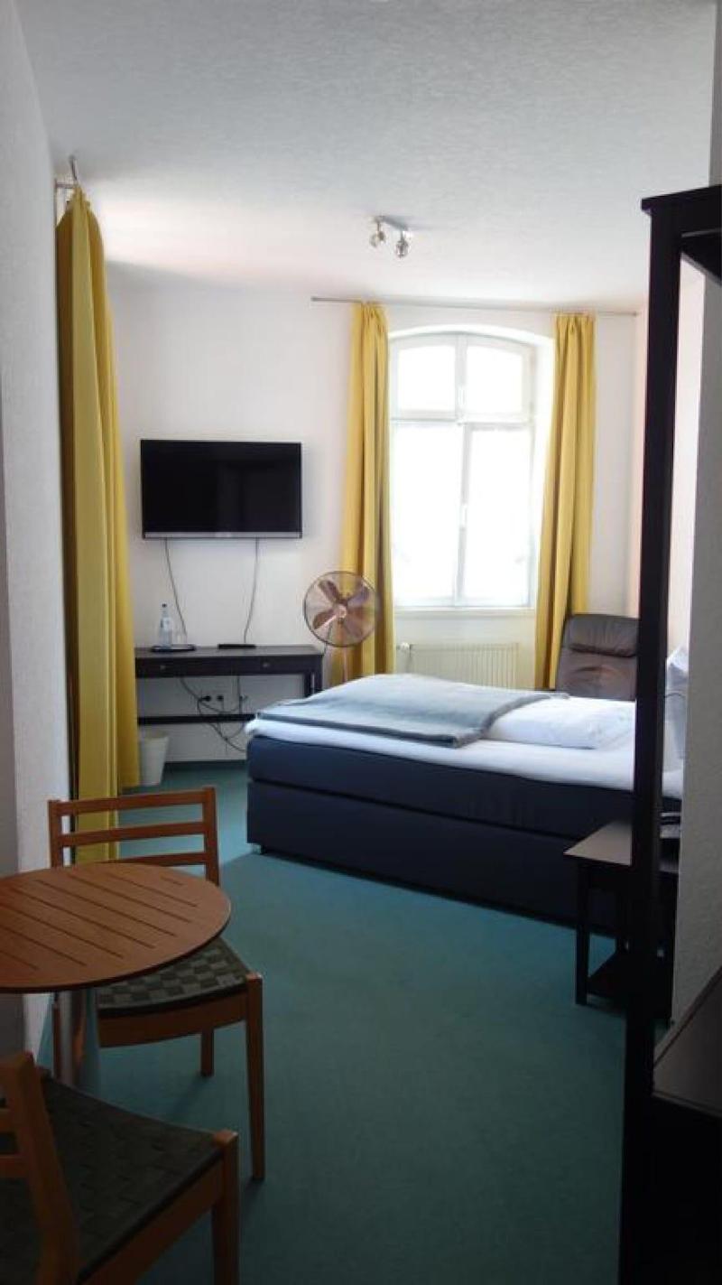 Hotel Restaurant Erbprinz Walldorf - Oda