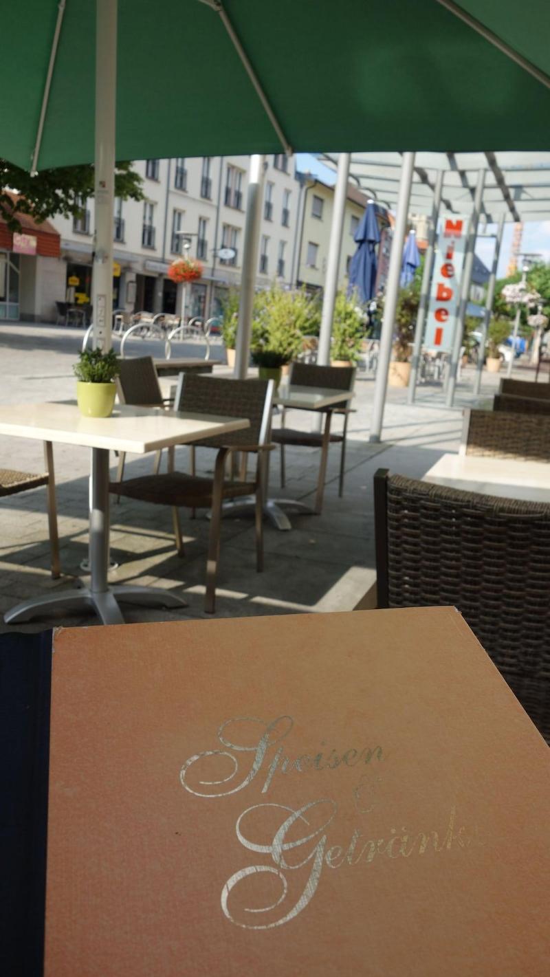 Hotel Restaurant Erbprinz Walldorf - Teras
