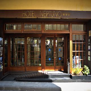 Apartamentos Neptuno Calella