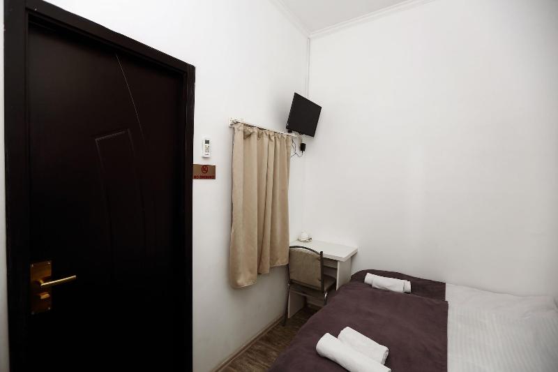 Rustaveli 36 Hotel - Oda