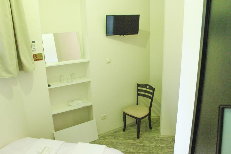 Rustaveli 36 Hotel - Oda