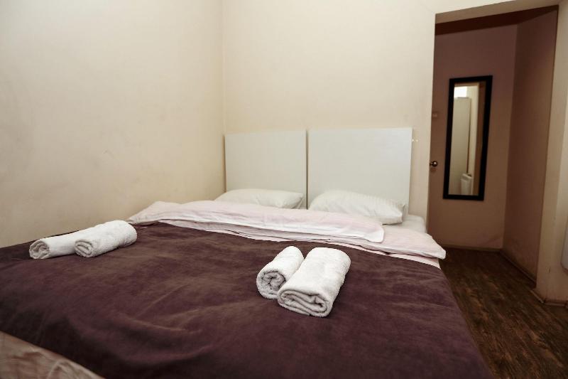 Rustaveli 36 Hotel - Oda