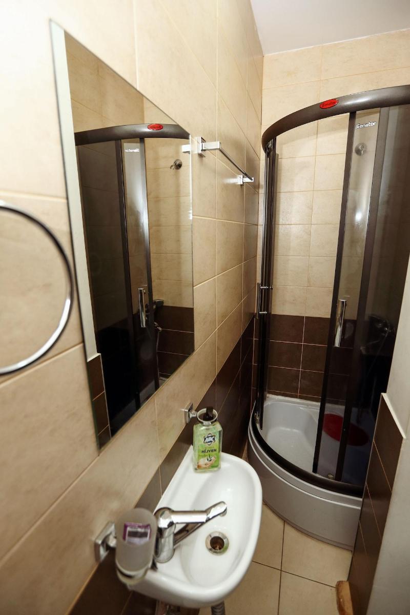 Rustaveli 36 Hotel - Oda