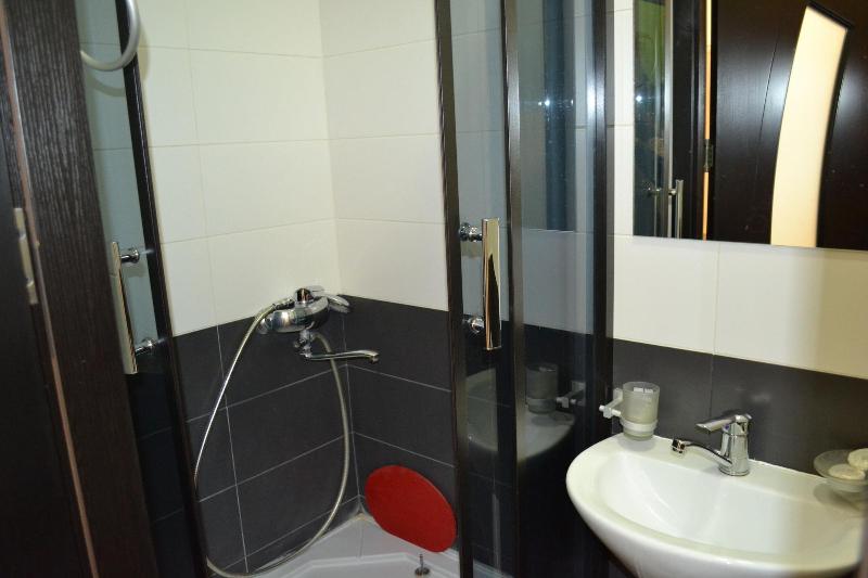 Rustaveli 36 Hotel - Oda