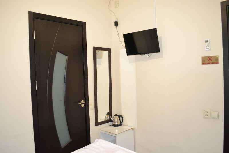 Rustaveli 36 Hotel - Oda