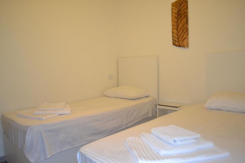Rustaveli 36 Hotel - Oda